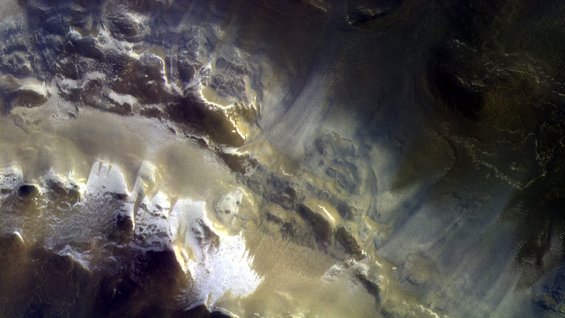 New eyes on Mars