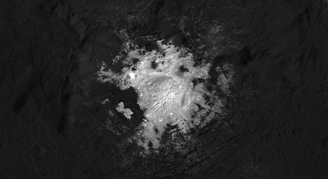 Mosaic of Cerealia Facula in Occator Crater